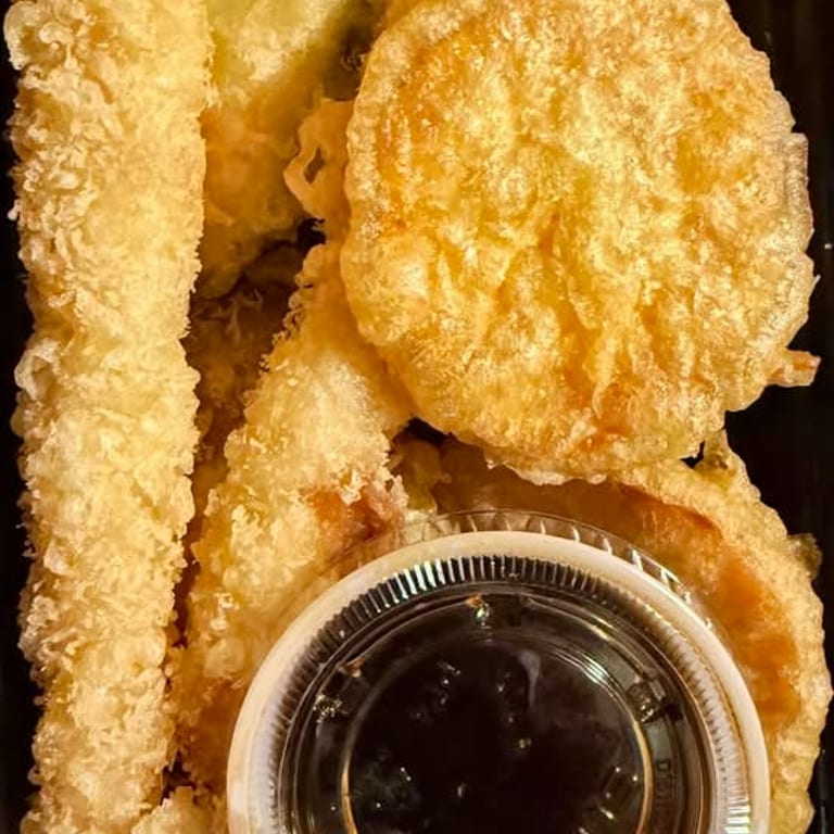 Delicious Shrimp Dishes: Sushi, Ramen, and More